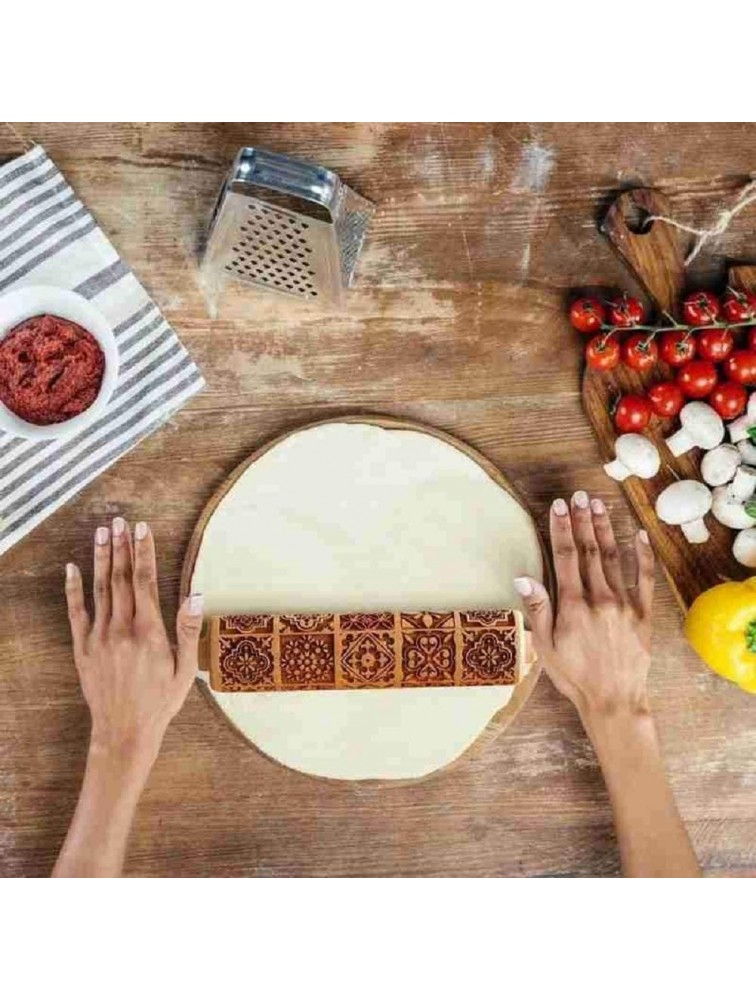 Xmas Christmas Wooden Rolling Pin Deep Engraved Embossing Rolling Pin Kitchen Decor Tools for Baking Embossed Cookies Window Grilles 43cm x 5cmL x D - BWP8T8GN9